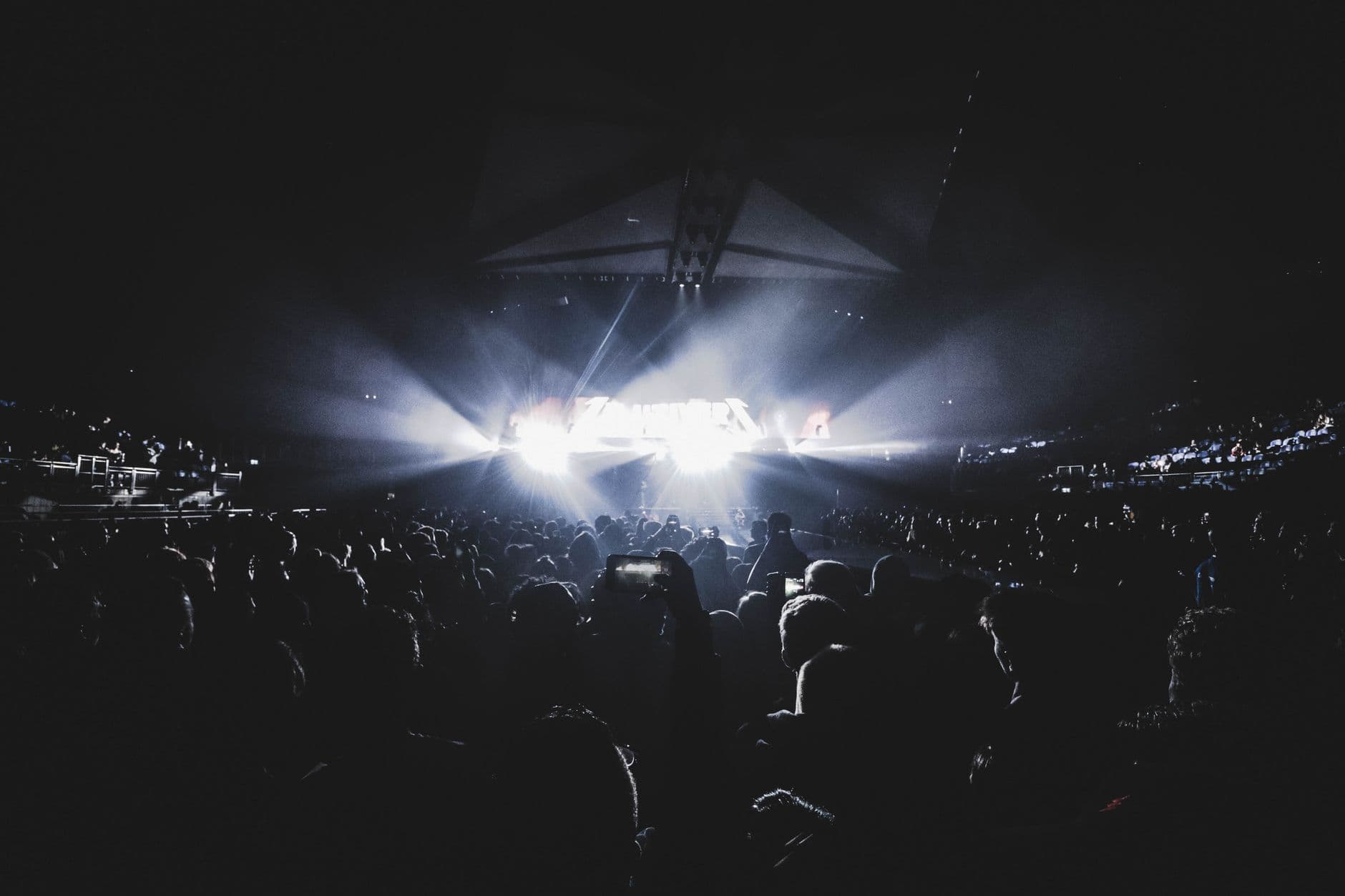 Concert rock ou metal au Stade de France : où loger pas cher en banlieue nord ?