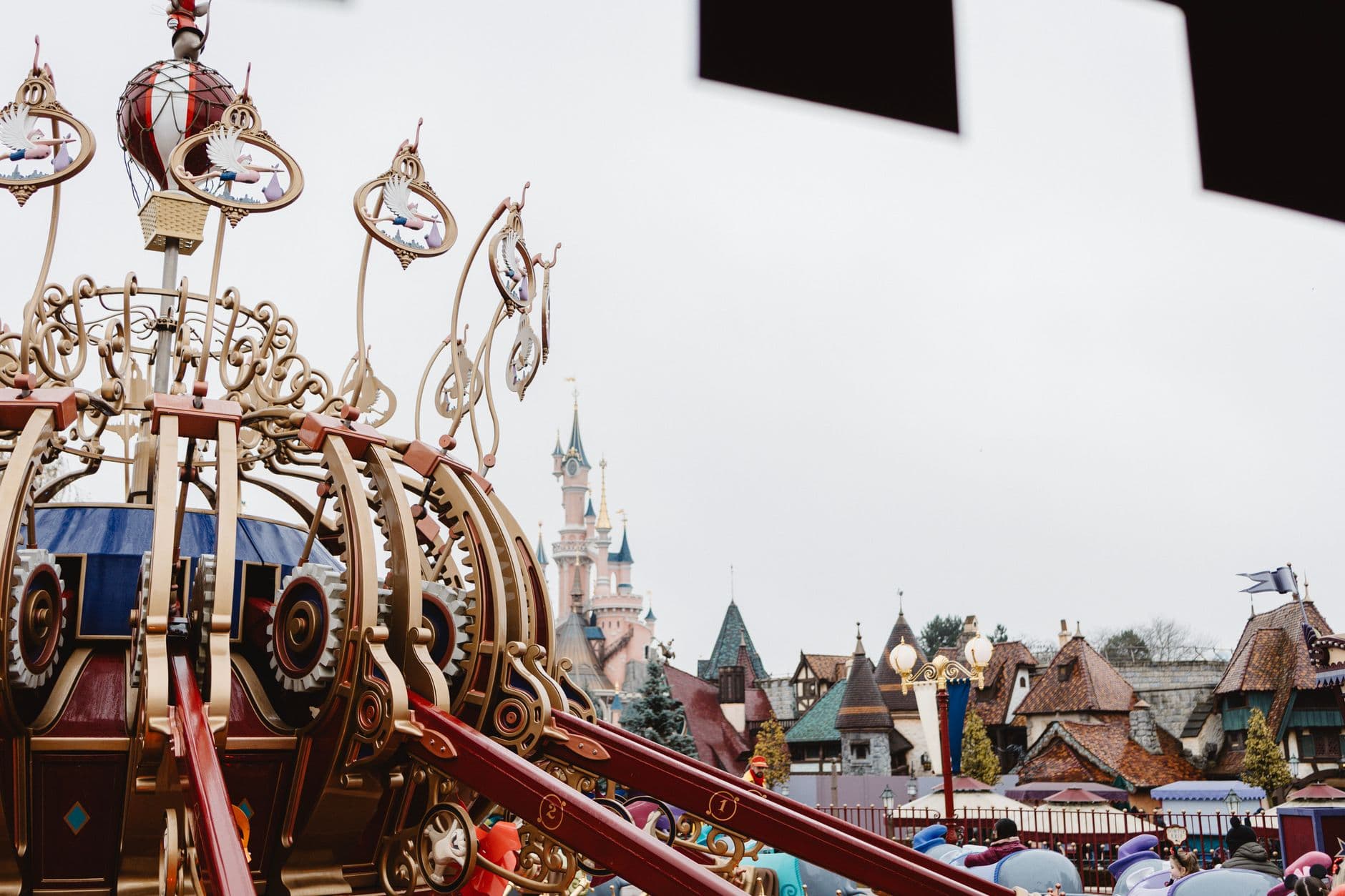Affordable accommodation for Disneyland Paris: stay in the northern suburbs