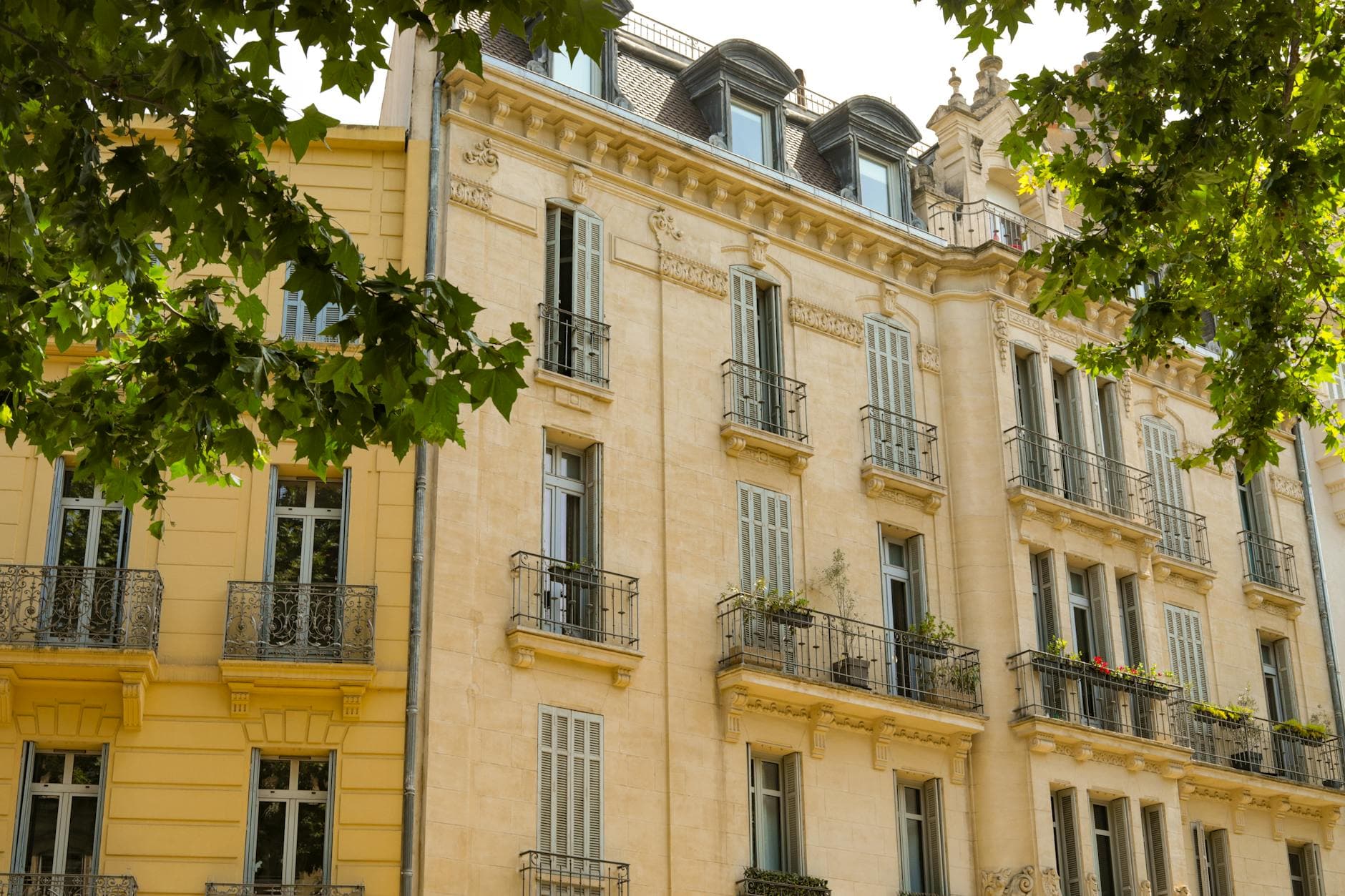 How to Stay Near Paris for Less: A Guide to the Northern Suburbs